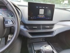 Hongqi E-QM5 Edition - фото 13