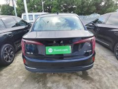 Hongqi E-QM5 Edition - фото 6