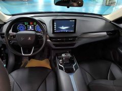 Hongqi E-QM5 Edition - фото 10