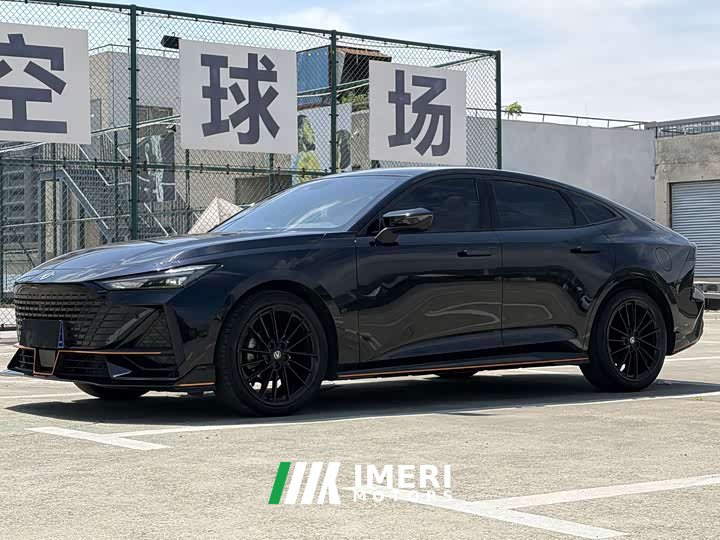Changan UNI-V 1.5T Edition - автомобиль из Китая