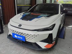 Changan UNI-V 1.5T Premium Version - фото 1