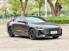 Changan UNI-V 1.5T Premium Version - фото 3