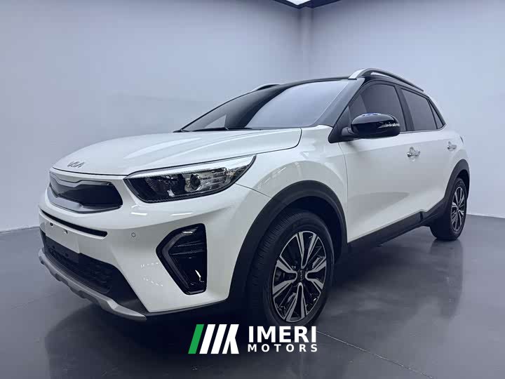 Mercedes-Benz 1.4L CVT - автомобиль из Китая