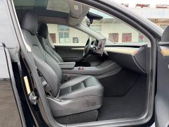 Tesla Model Y rear-wheel drive version - фото 12
