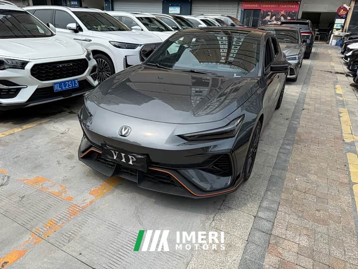 Changan UNI-V 2.0T Version