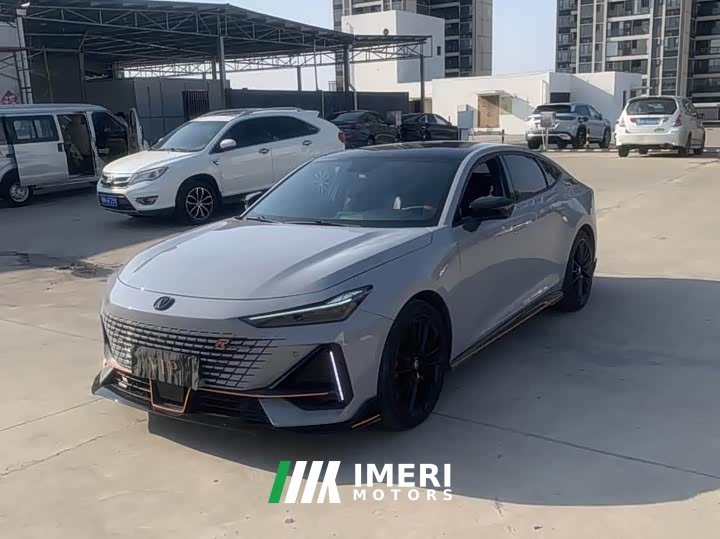 Changan UNI-V 1.5T Edition - автомобиль из Китая