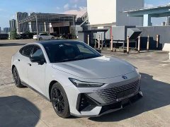 Changan UNI-V 1.5T Premium Version - фото 3