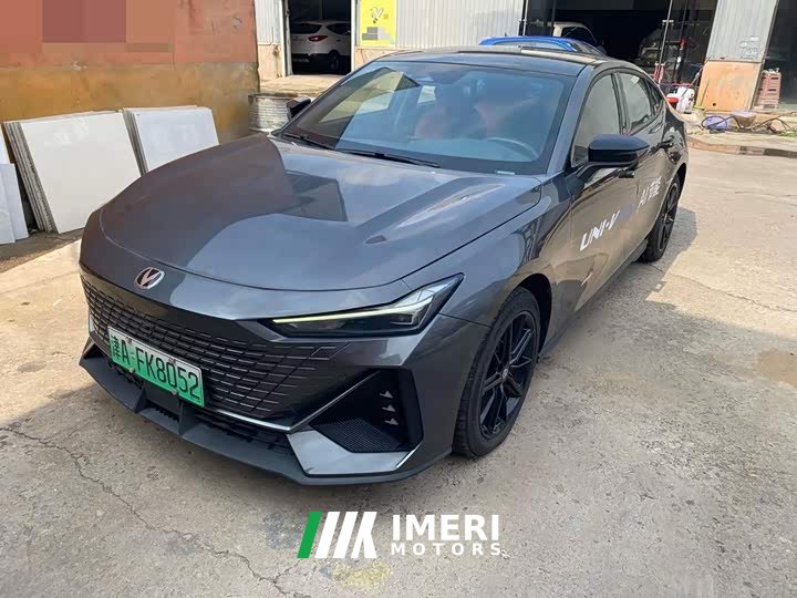 Changan UNI-V iDD 1.5T 113km Version - автомобиль из Китая