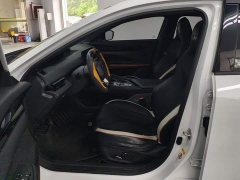 Changan UNI-V 1.5T exclusive - фото 9