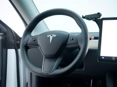 Tesla Model Y Edition - фото 12