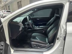 2.5L Luxury Edition VI - фото 10