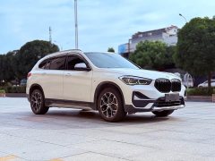 BMW X1 sDrive20Li Deluxe Version - фото 3