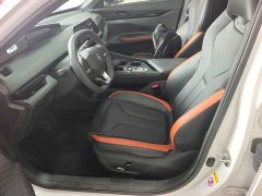 Changan UNI-V 1.5T Deluxe Version - фото 15