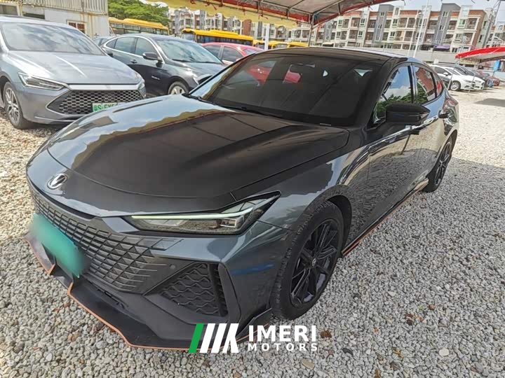 Changan UNI-V 2.0T Edition - автомобиль из Китая