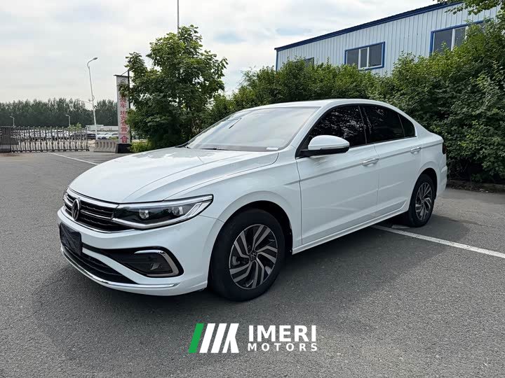 Volkswagen 200TSI DSGPRO Edition - автомобиль из Китая