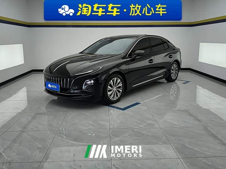 Hongqi E-QM5 620km PLUS - автомобиль из Китая
