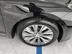 Hongqi E-QM5 620km PLUS - фото 6