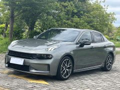 Lynk & Co 03 1.5TD DCT Pro - фото 1