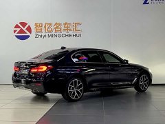 BMW 5 530Li Deluxe Version M - фото 14