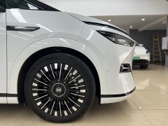Xpeng X9 EV 740Ultra Long Range Max - фото 4