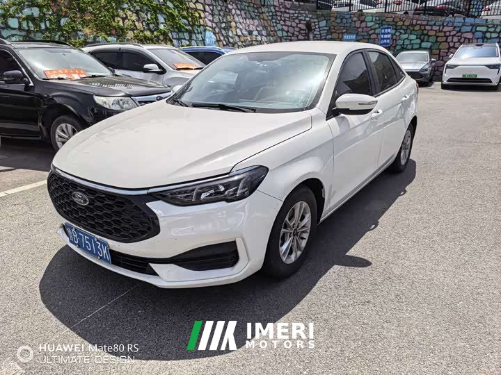 Lynk & Co Forex 1.5L automatic diamond version - автомобиль из Китая