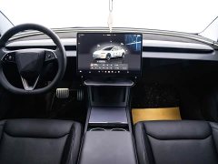Tesla Model 3 Edition - фото 3