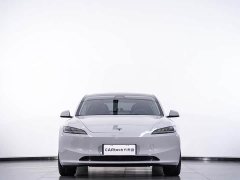 Tesla Model 3 Edition - фото 9