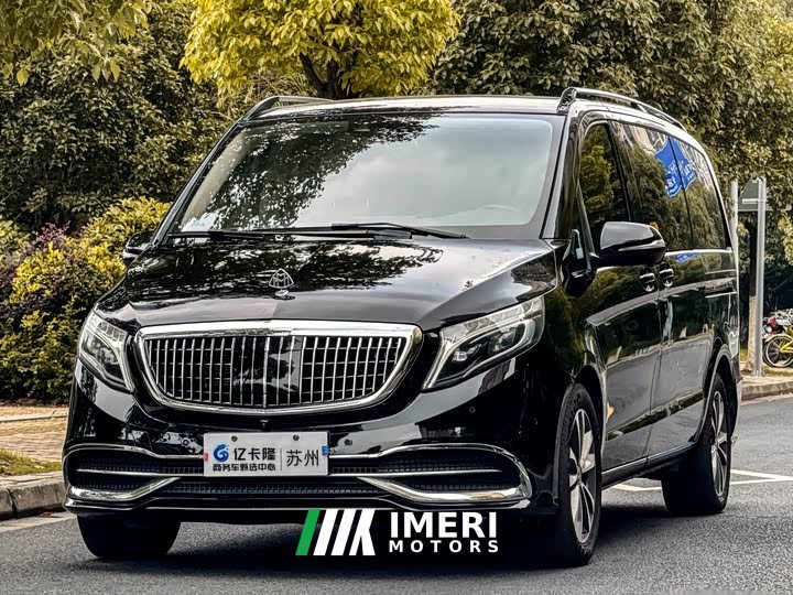 Mercedes-Benz V 260 Edition - автомобиль из Китая