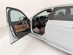 Mercedes-Benz E 300 L Luxury Version - фото 13