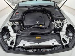 Mercedes-Benz E 300 L Luxury Version - фото 18