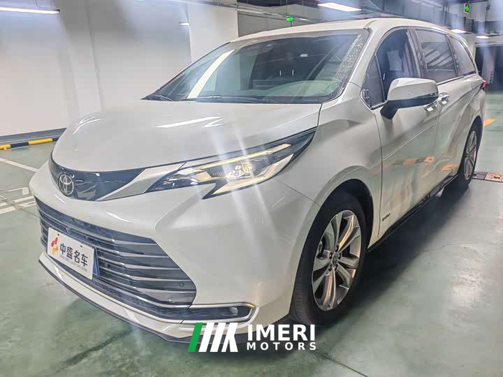 Toyota SIENNA 2.5LPHEV Premium Edition - автомобиль из Китая