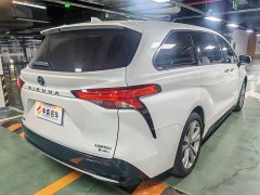 Toyota SIENNA 2.5LPHEV Premium Edition - фото 9