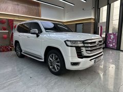 Toyota Land Cruiser (Import) LC300 3.5T VX-R 70th Anniversary Edition - фото 3