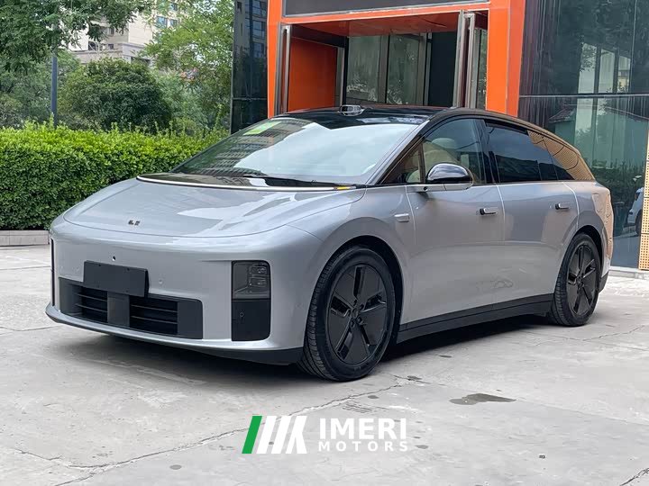 Li Auto i6 2WD Edition - автомобиль из Китая