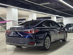 Lexus ES 260 Edition - фото 3