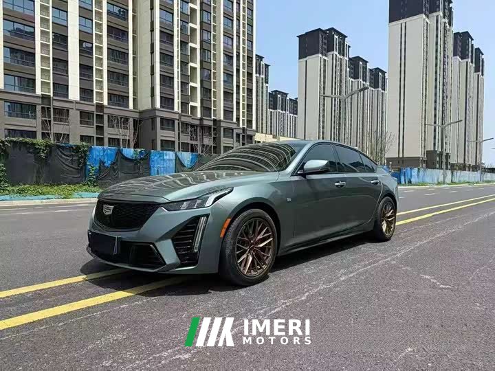 Cadillac CT5 28T Luxury Version