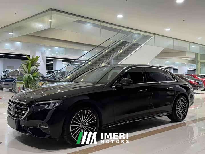 Mercedes-Benz E 300 L Luxury Version - автомобиль из Китая