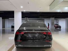 Mercedes-Benz E 300 L Luxury Version - фото 5