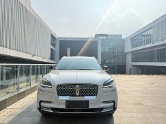 3.0T V6 AWD Edition - фото 1