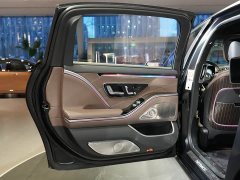 Maybach S-Class 2022 S 680 4MATIC Original Couture First Edition - фото 18