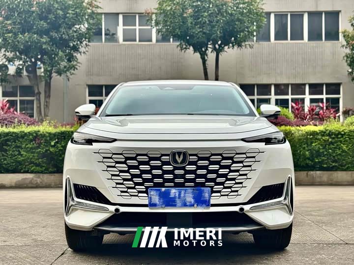 Changan UNI-K 2.0T Premium Version - автомобиль из Китая