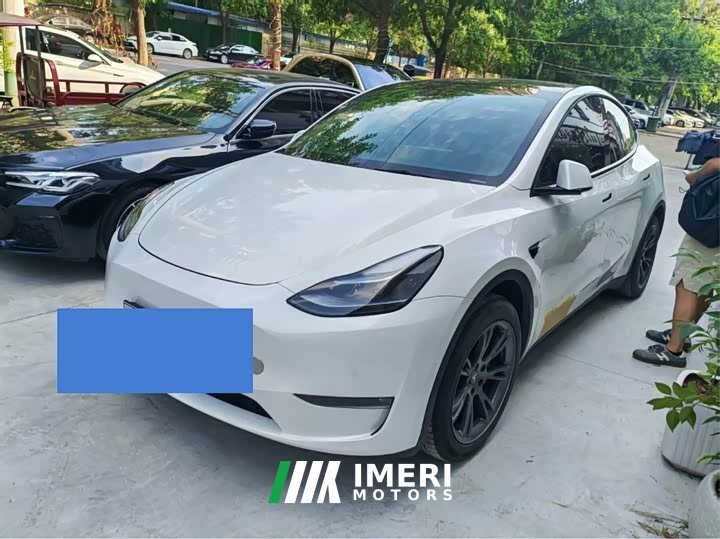 Tesla Model Y Long Range Edition - автомобиль из Китая
