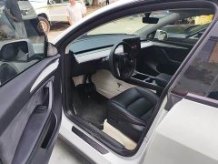 Tesla Model Y Long Range Edition - фото 2