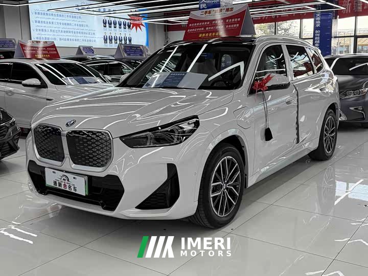 BMW iX1 eDrive25L X - автомобиль из Китая