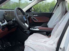 BMW iX1 eDrive25L X - фото 4