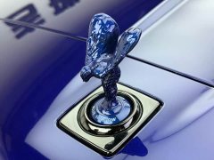 Rolls-Royce Cullinan Black Badge - фото 20