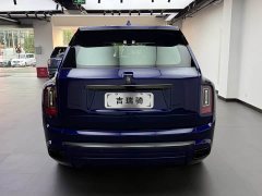 Rolls-Royce Cullinan Black Badge - фото 5
