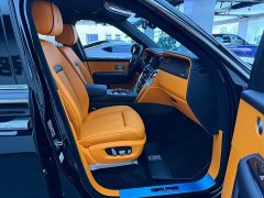 Rolls-Royce Cullinan Five-Seater - фото 10