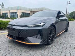 Changan UNI-V 1.5T Deluxe Version - фото 1