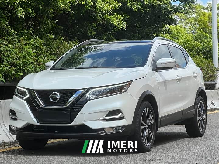 Nissan 2.0L CVT XV PremLuxury Edition